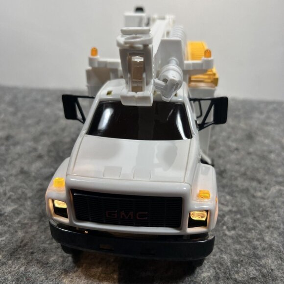 11" DG PRODUCTIONS -1996-2-1 Eastern Illini Elec. Pole Setter Auger Digger Truck - Picture 15 of 16